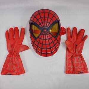 Spider-Man Electronic Talking Sounds 2012 Light-Up Plastic Mask & Gloves